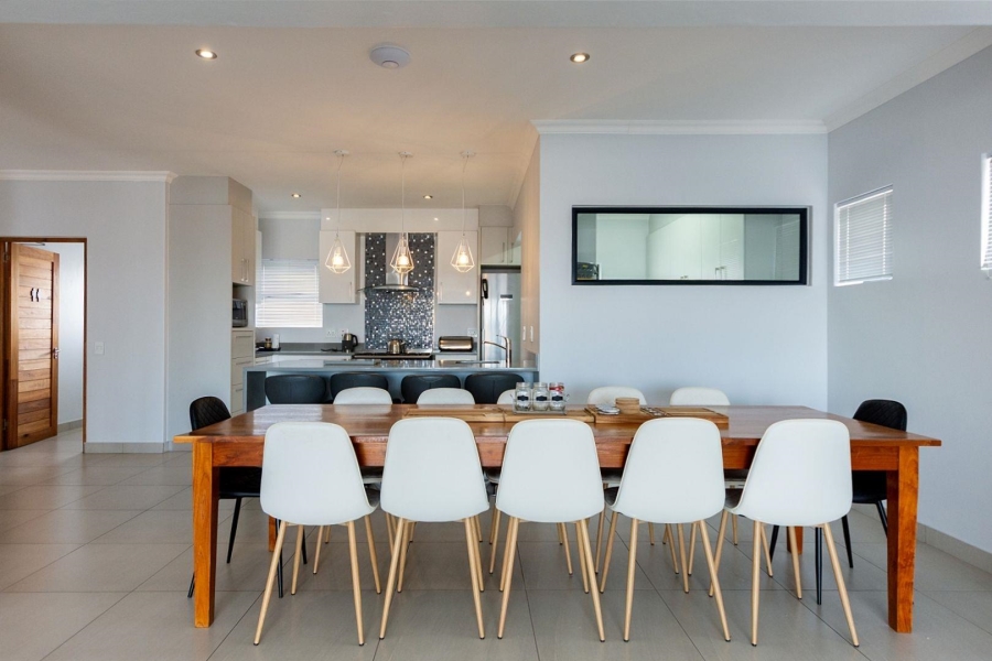 5 Bedroom Property for Sale in Calypso Beach Western Cape